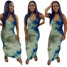 Load image into Gallery viewer, Wavy Maxi Dress